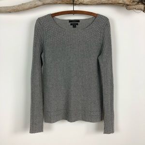Tahari 100% Cashmere Sweater. M. Grey.